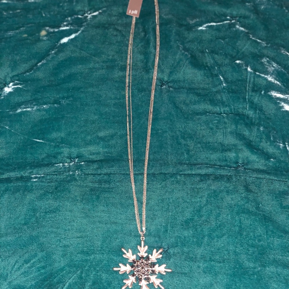 j. jill NWT * Silver Long Pendant Necklace *